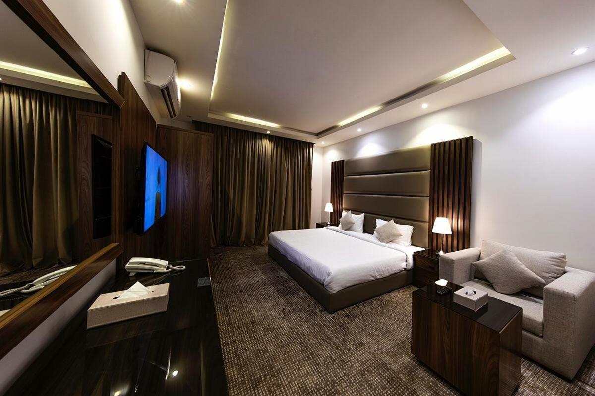 Towlan Qurtaba Aparthotel Riyadh Exterior photo