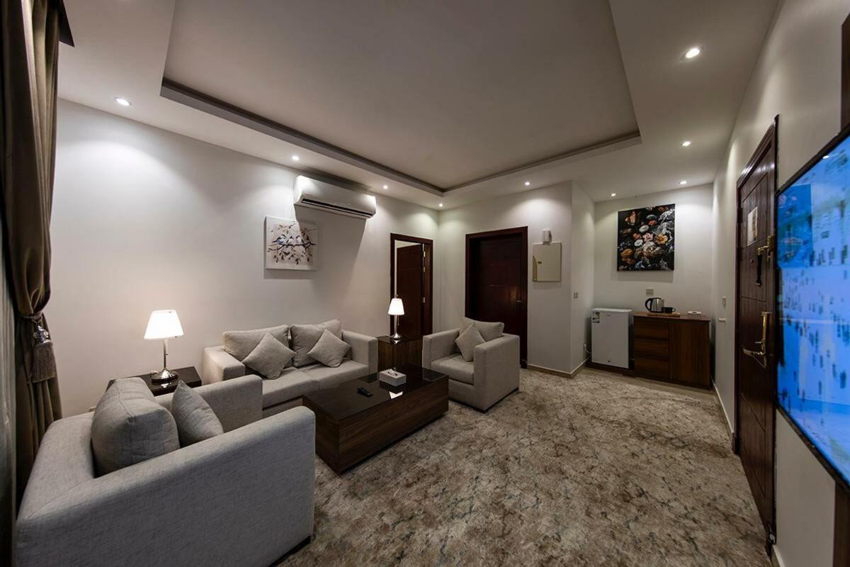 Towlan Qurtaba Aparthotel Riyadh Exterior photo